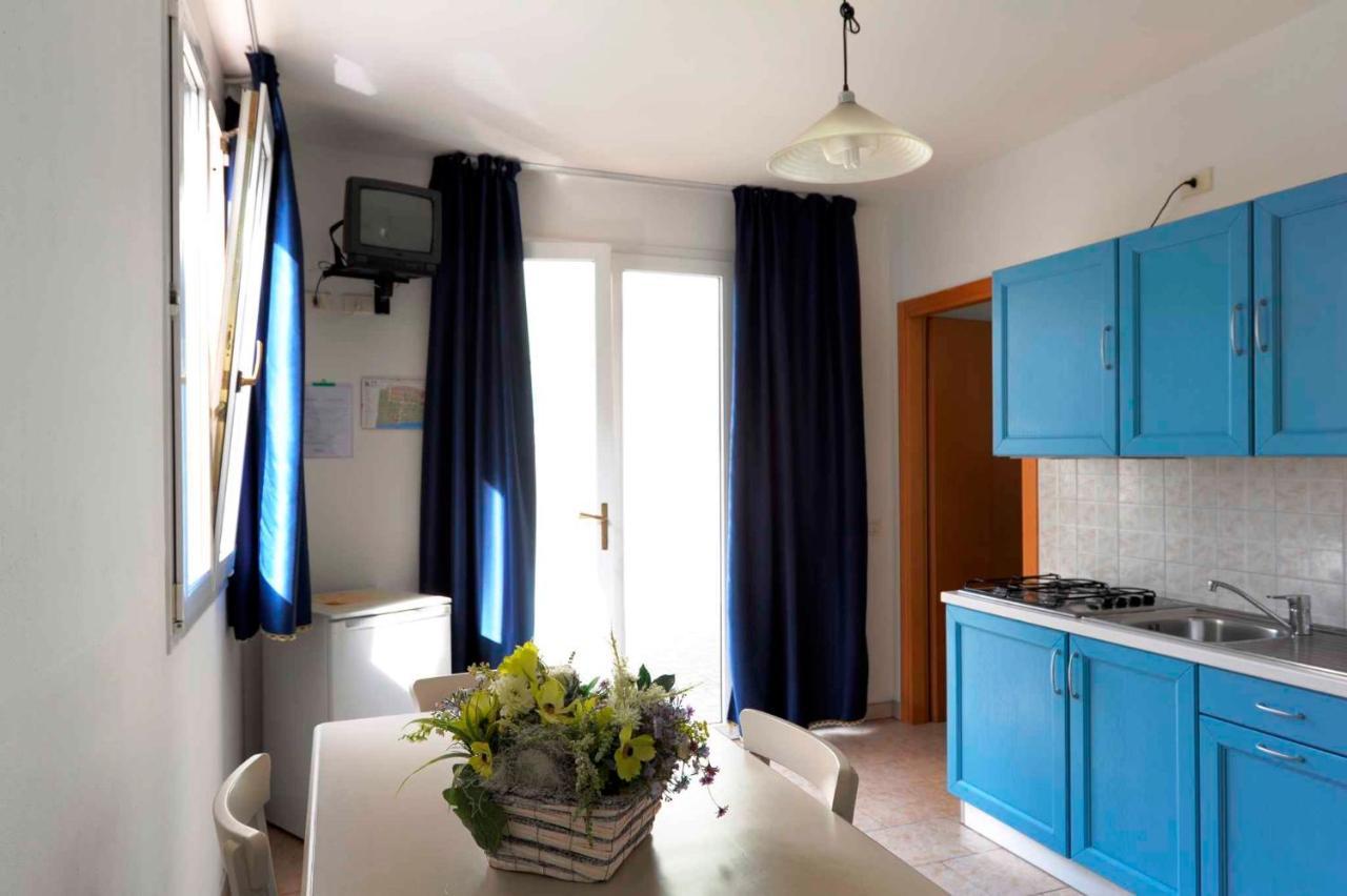 Camping Bella Italia In Peschiera Del Garda - Gardasee Apartman Kültér fotó