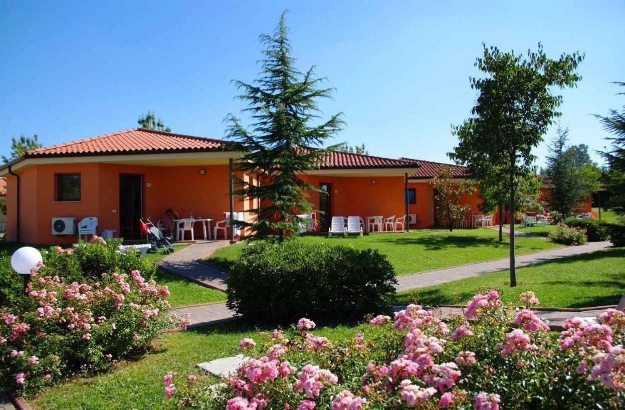 Camping Bella Italia In Peschiera Del Garda - Gardasee Kültér fotó