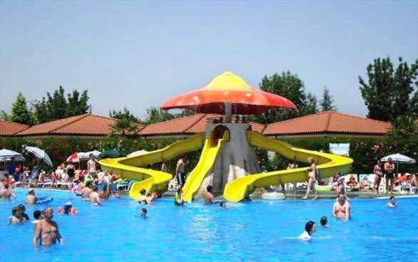 Camping Bella Italia In Peschiera Del Garda - Gardasee Apartman Kültér fotó